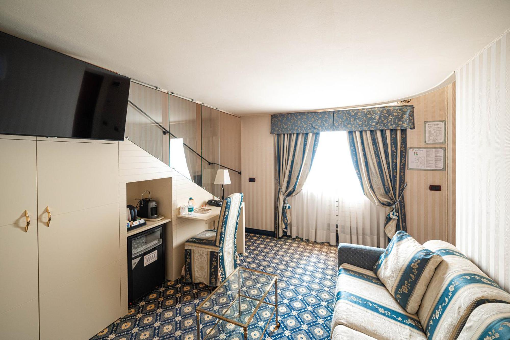 Phi Hotel Principe 쿠네오 외부 사진