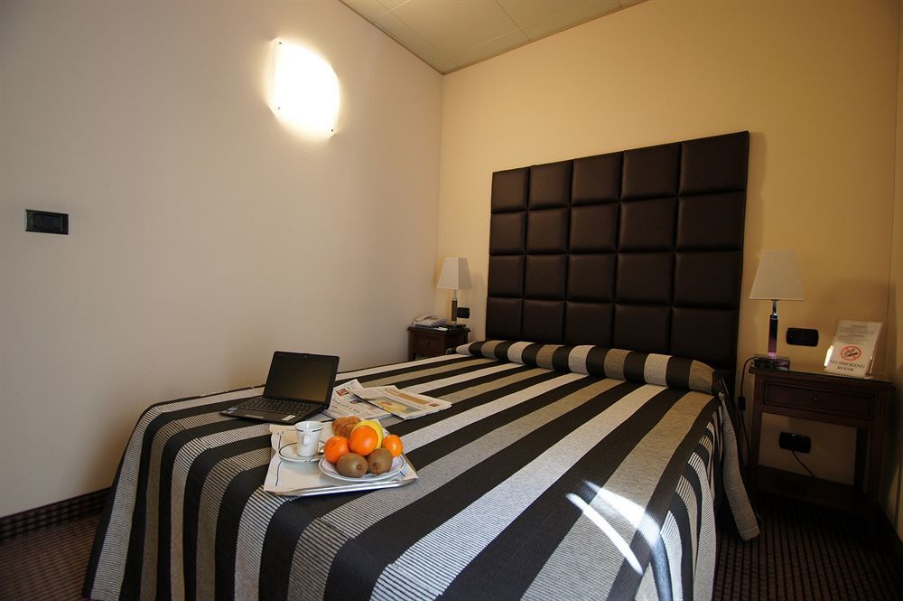 Phi Hotel Principe 쿠네오 외부 사진